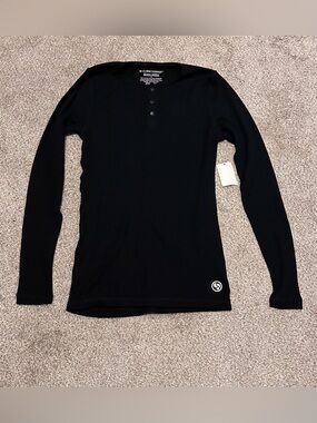Women’s Black Long-Sleeve Henley Top